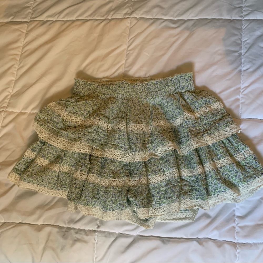 Ruffle skirt 🍃